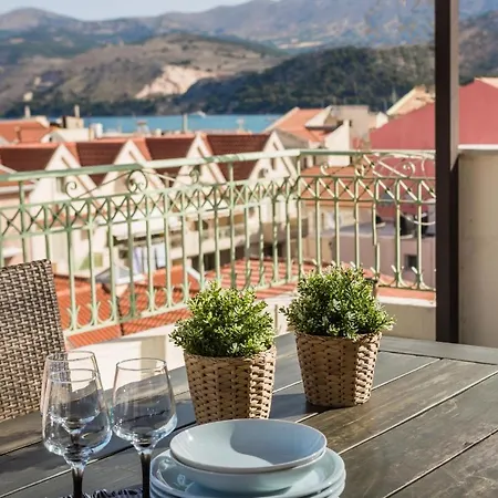 Panoramic Luxurious Penthouse